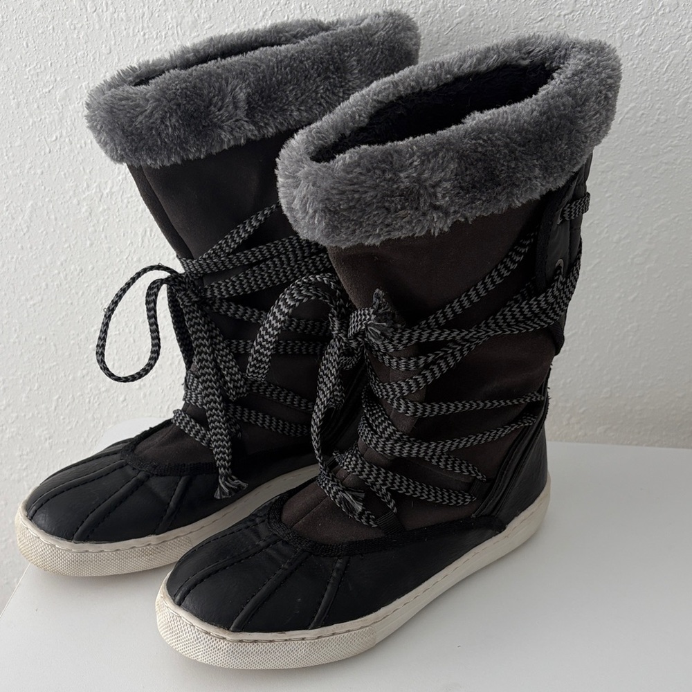 Sporto Women's Black and Gray Winter Boots